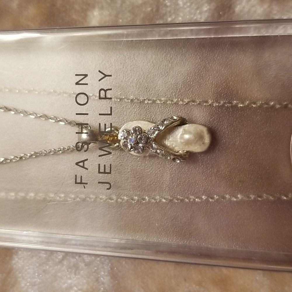 Flip Flop Silver with Rhinestones Necklace 16" Chain Ku'uipo Collection NWT